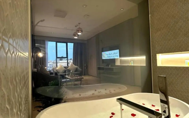 Crown Suites