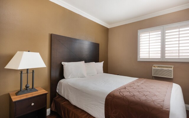 Americas Best Value Inn & Suites Anaheim Convention Center