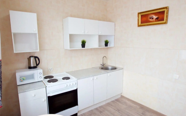 Apartments on Molokova street 8
