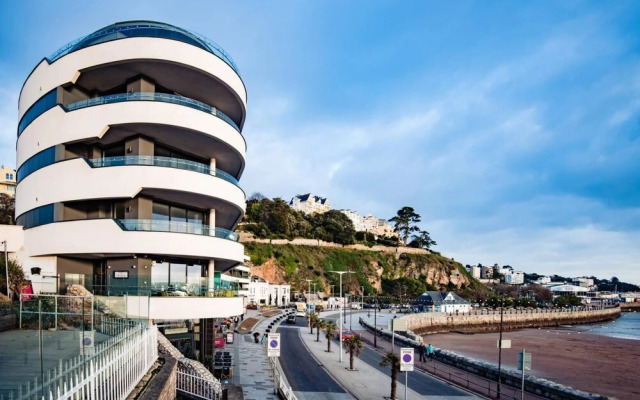 Sandybanks - Style on Promenade Stunning Views