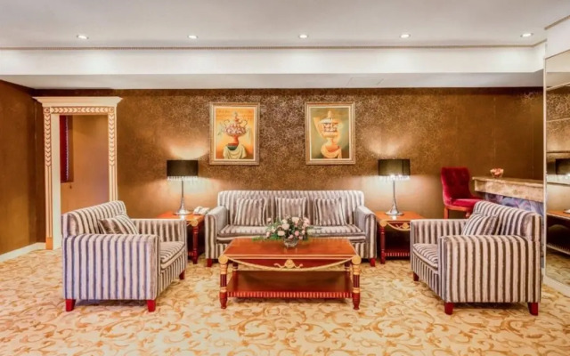 Chongqing Kingtown Hotel