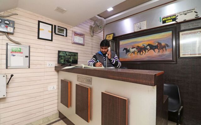 Oyo 24723 Hotel Atul Palace