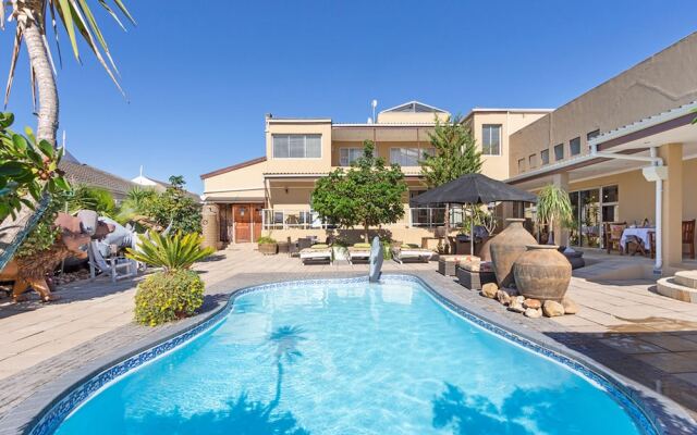 Kwantu Guesthouses