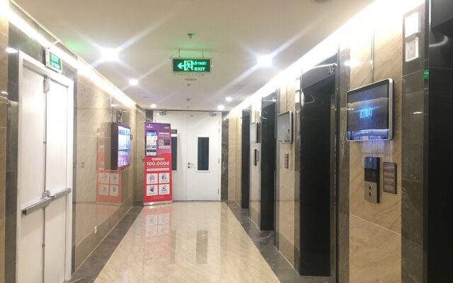 Luxury Apartment in Vinhomes Metropolis
