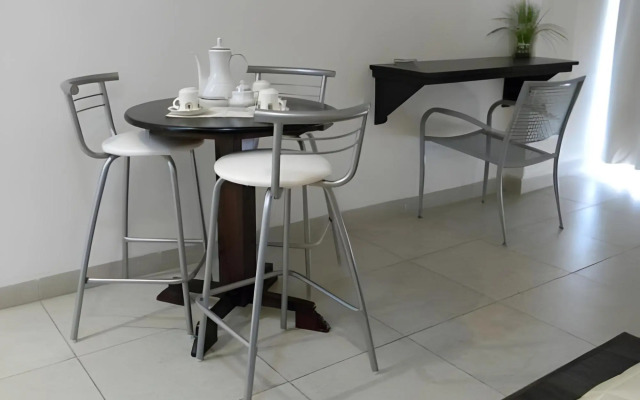Hotel & Suites Mo Sak