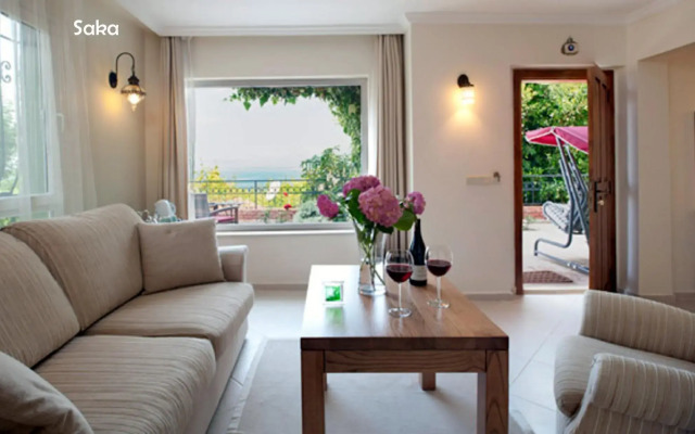 Ece Hotel Sovalye Island