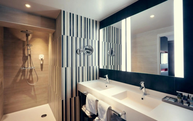 Mercure Orange