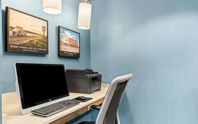 Best Western Holiday Manor