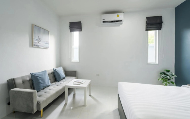 Lark Pool Villa Krabi
