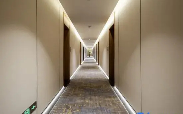 Jueshe Hotel (Inner Mongolia University South Campus)