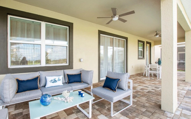 9 Bed 5 Ba Villa with Games, Pool & Spa