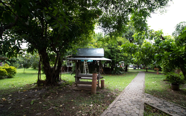 GongKaew HuenKum Hotel