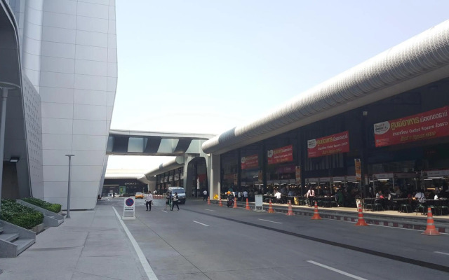 Popular Condo C5 IMPACT