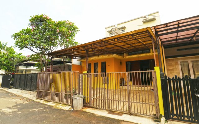 Kabin Kapsul Wisma Pondok Aren Hostel