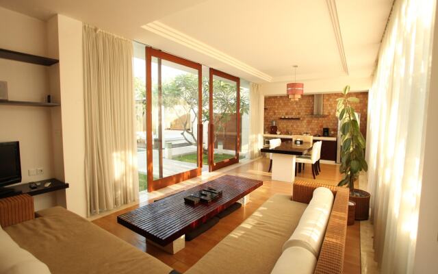 The Wangsa Hotel & Villas