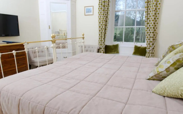 Tyddyn Llan Restaurant with Rooms