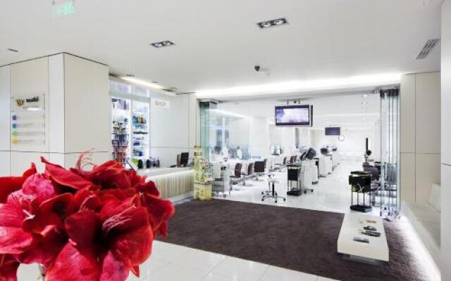 Wabi Hotel - Beauty & Dental Center