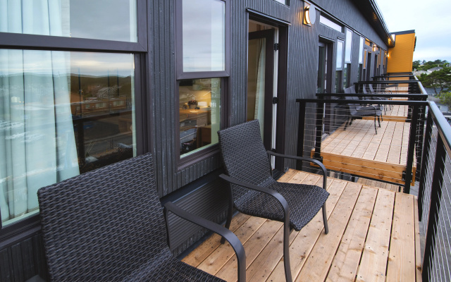 SaltLine Hotel