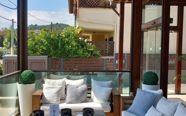 Ayia Marina Suites
