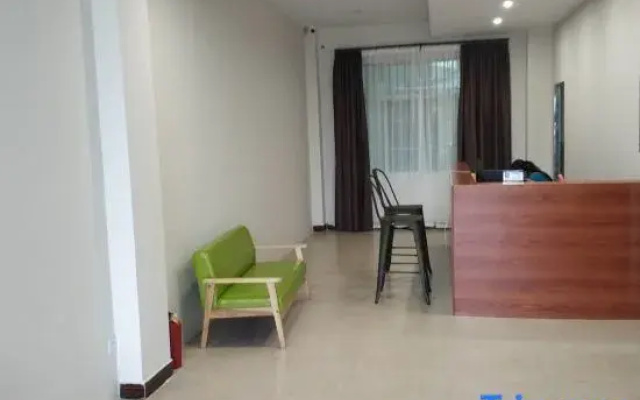 Haikou Yijia Apartment (Provincial Children's Hospital)