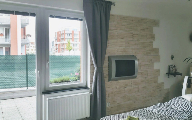 Bastien Studio near Airport