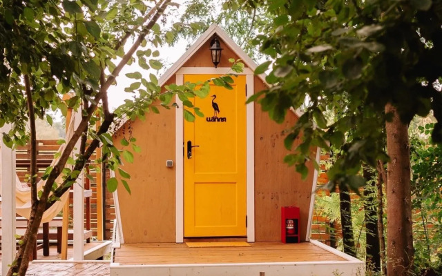 Творческий глэмпинг Скворечник