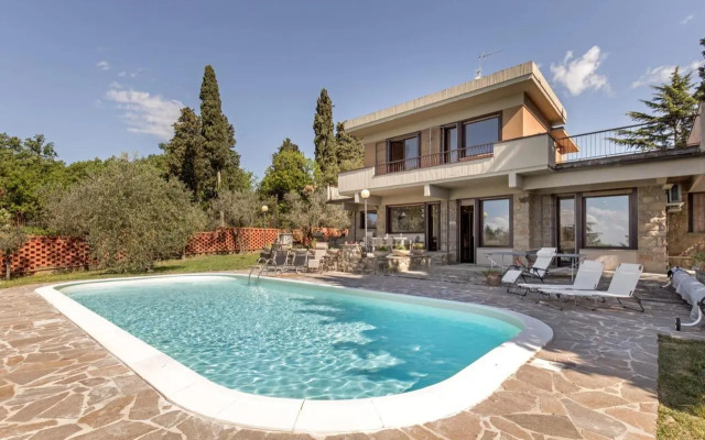 Villa Ballodole