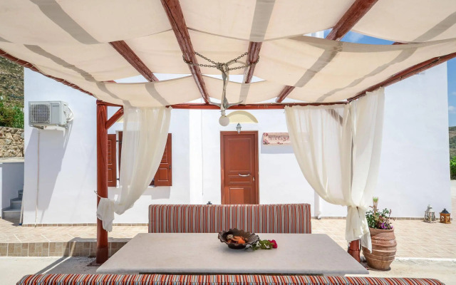 Villa of Roses - Private villa with pool
