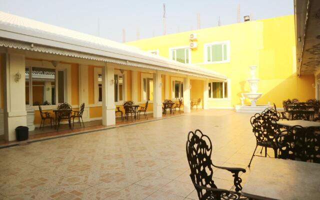 Fiesta Garden Hotel