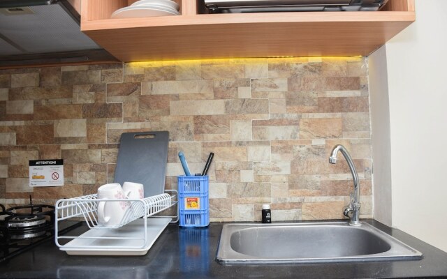 Cozy Living Studio at Springlake Summarecon Bekasi Apartment