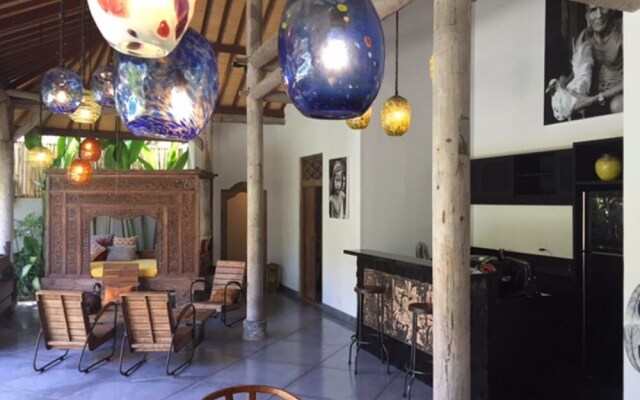 Villa Kuda Sambrani