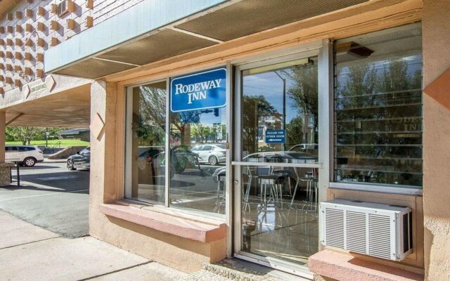 Rodeway Inn Flagstaff - Downtown