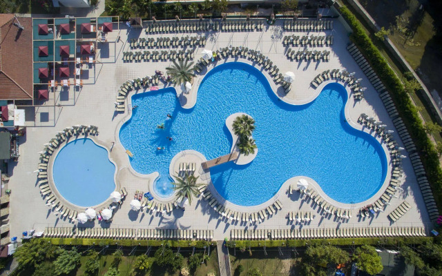 Green Garden Suites Hotel