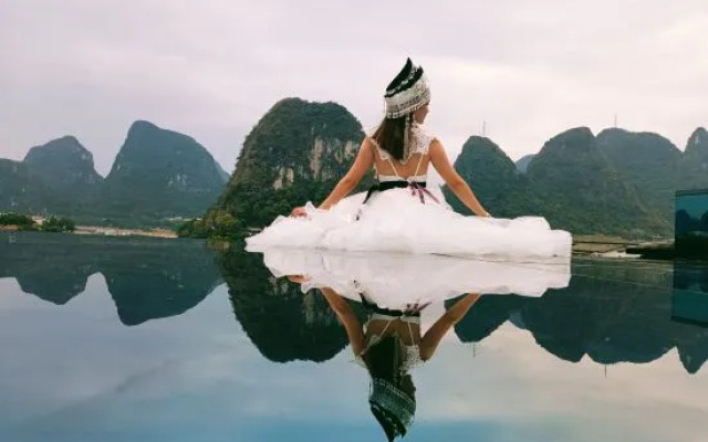 Little Chiang Mai Sky Mirror Store (Yangshuo West Street Longtoushan Wharf Store)