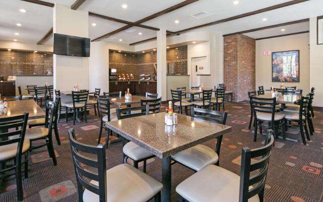 Best Western Pony Soldier Inn & Suites