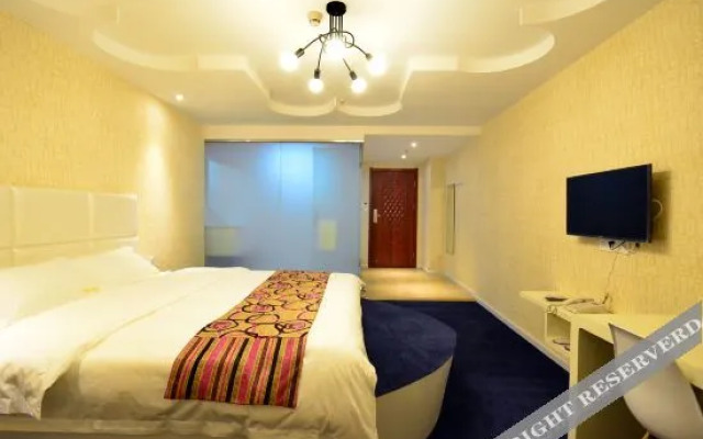Haotianlai Chain Hotel (Wuhan Sports Center)