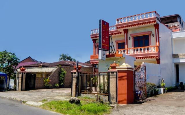 OYO 92638 Jr Residence Syariah