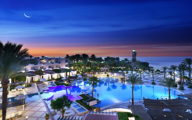 Jaz Fanara Resort & Residence