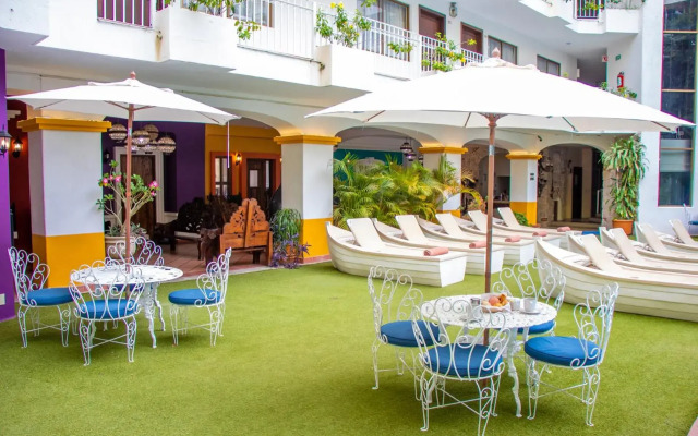 Los Arcos Suites