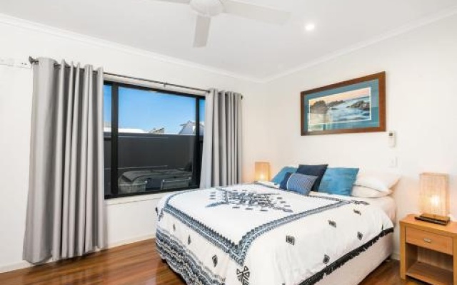 Byron Bay Accom Unit 2 8 Lawson Street, Byron Bay - Absolute Solace – Guest Rooms – Byron Bay