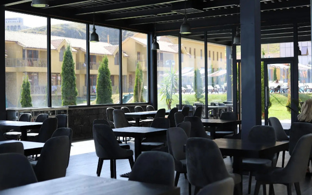 Отель Best Western Bohemian Resort