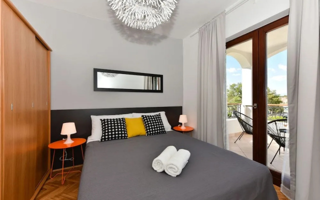 Mediterraneo Garden Apartments
