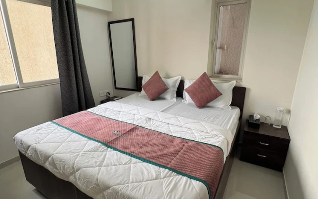 Pinaki Comfort Stay Omkar Signet