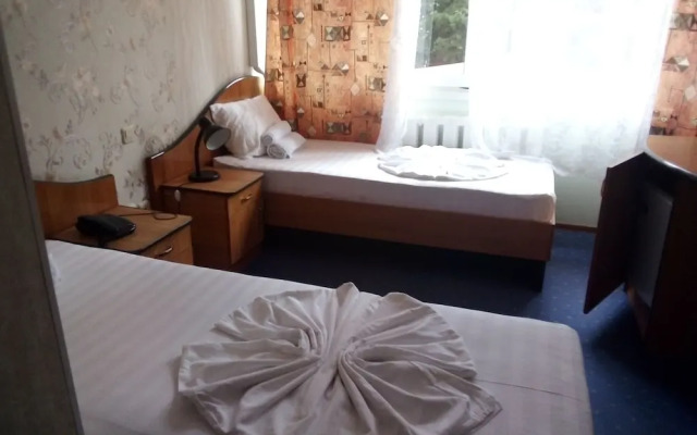 Tashir, sanatoriy OOO "MONERON"