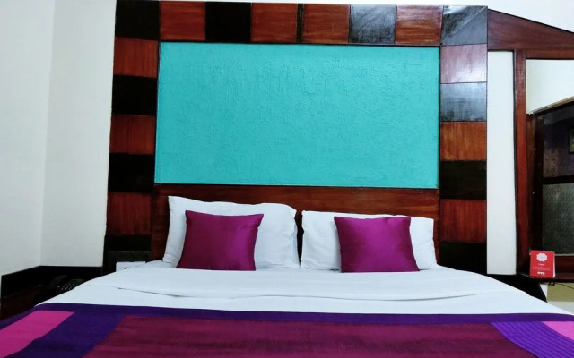 OYO 10435 Star Deluxe Lodge