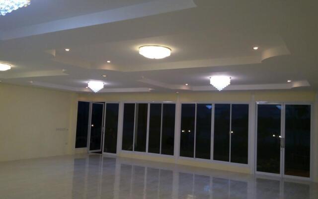 Bluemoon Riverside Resort