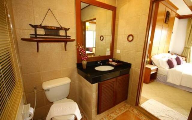 Phuket Nature Home Resort