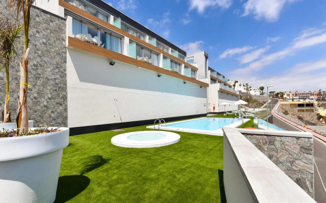 Penthouse Beyond Amadores