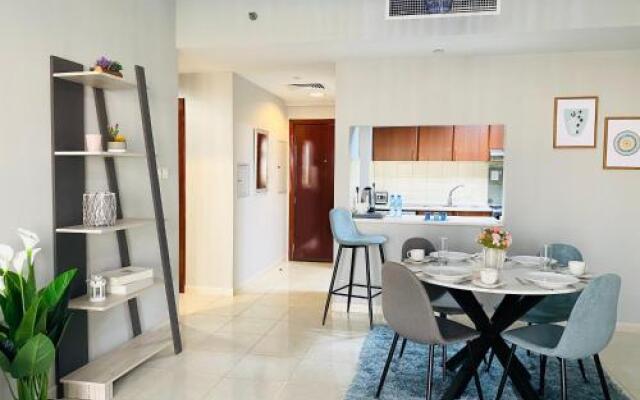 Kay Homes Sea View Apartment