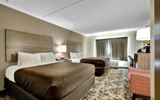Quality Hotel & Suites At The Falls